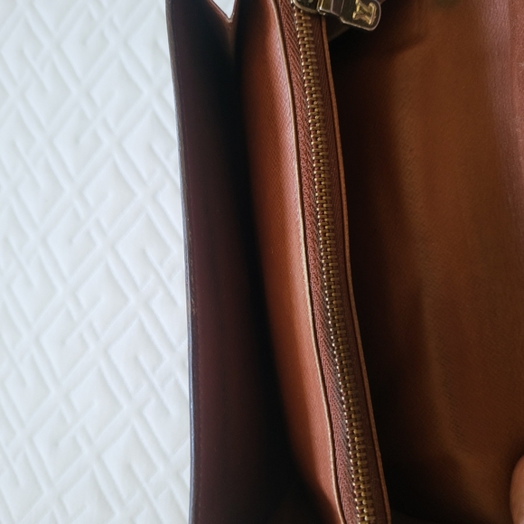 Louis Vuitton Monogram Brown Wallet - Picture 7 of 11